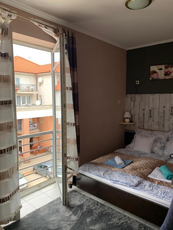Furo-Lak 1 Apartman Hajduszoboszlo Exterior photo